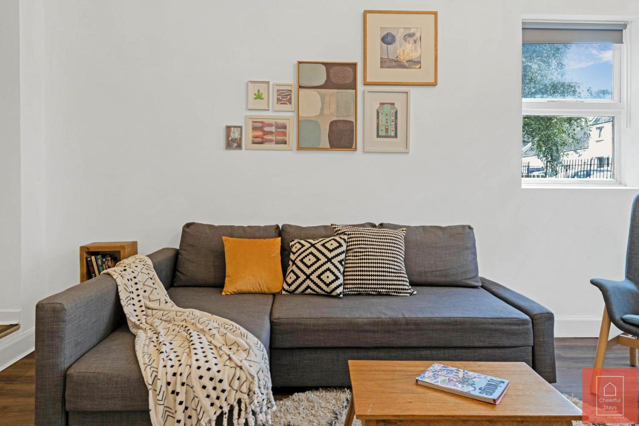 Cheerful Stays: Spacious Flat In Vibrant Leith Edinburg Exteriör bild