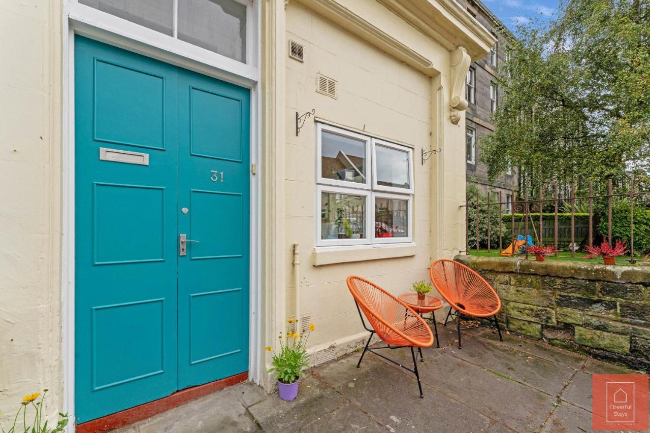 Cheerful Stays: Spacious Flat In Vibrant Leith Edinburg Exteriör bild