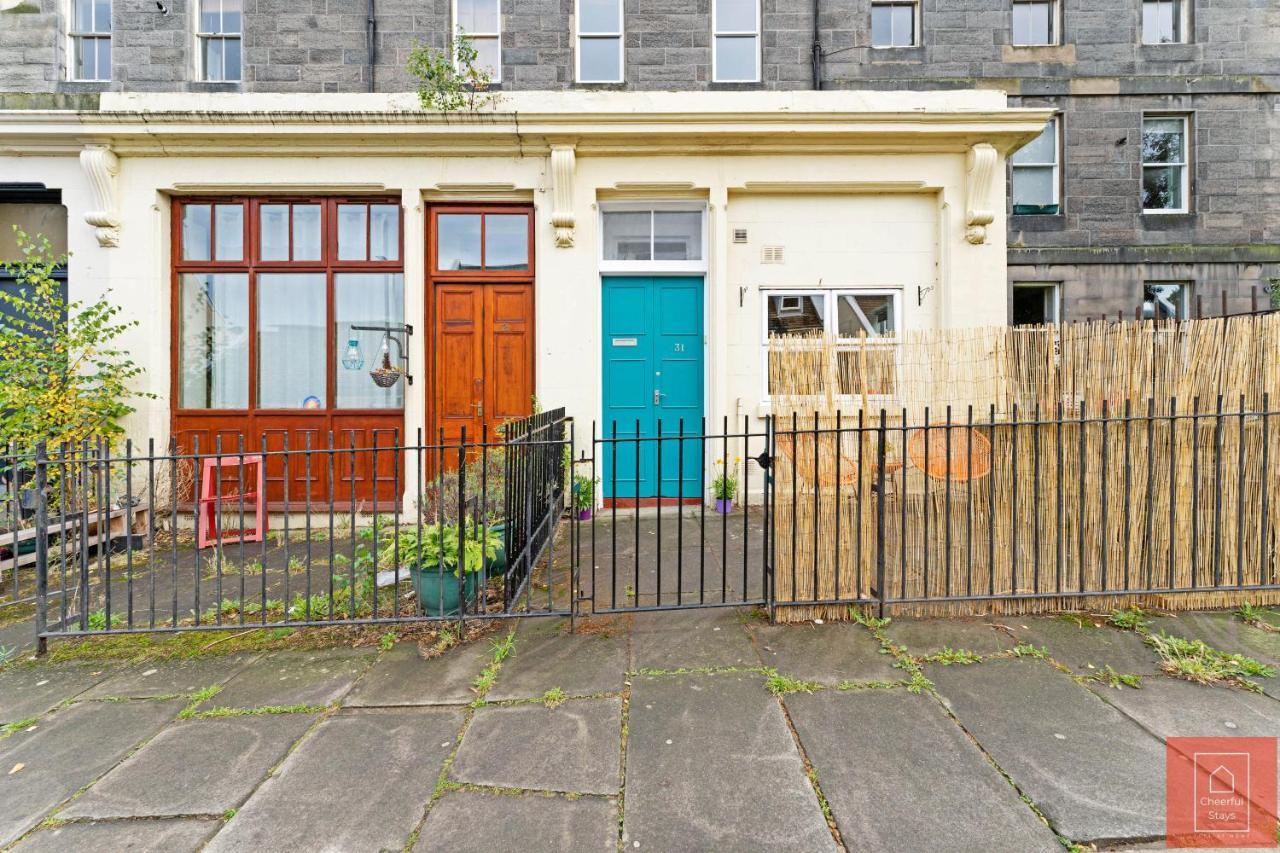 Cheerful Stays: Spacious Flat In Vibrant Leith Edinburg Exteriör bild