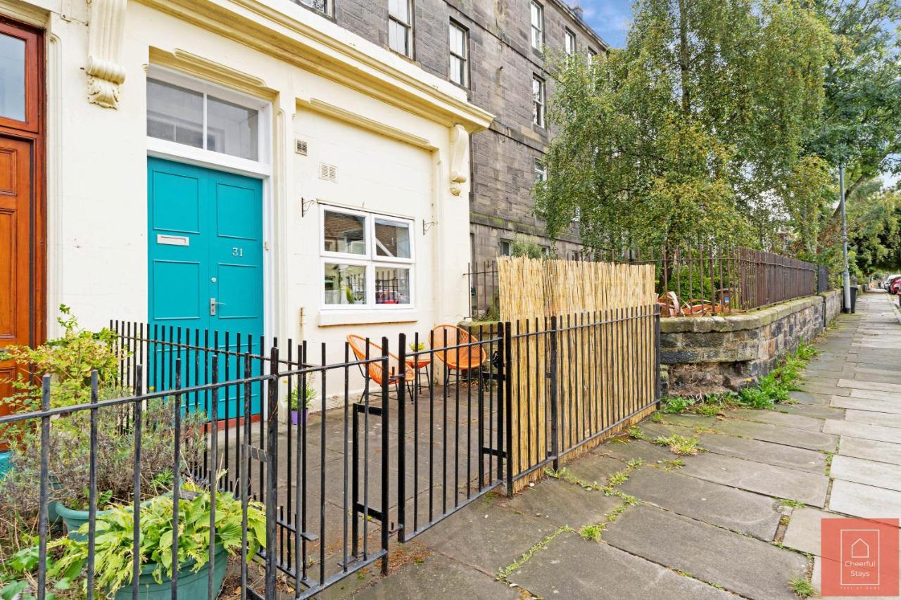 Cheerful Stays: Spacious Flat In Vibrant Leith Edinburg Exteriör bild
